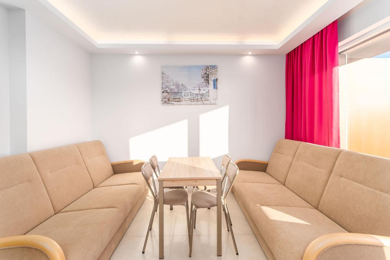 Apartamenty Flamingo By Noclegi Renters Miedzyzdroje Extérieur photo
