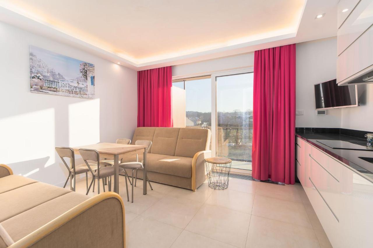 Apartamenty Flamingo By Noclegi Renters Miedzyzdroje Extérieur photo